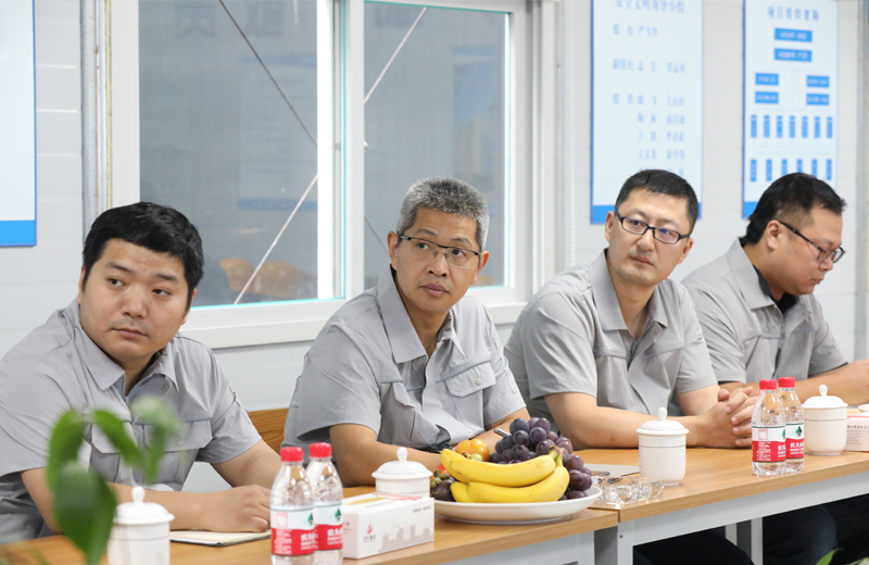 2019年8月12-13日，胜天建设集团总裁吴海涛带领集团财务风控部副总经理陈剑、市场企管部总经理助理李红燕等一行来到沈阳检查走访胜天东北公司，并对直营项目管理进行巡查。