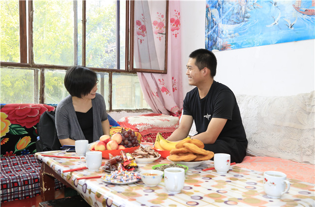 走进海西回访受助学校和学生——浙江援青十周年，胜天慈善没有休止符