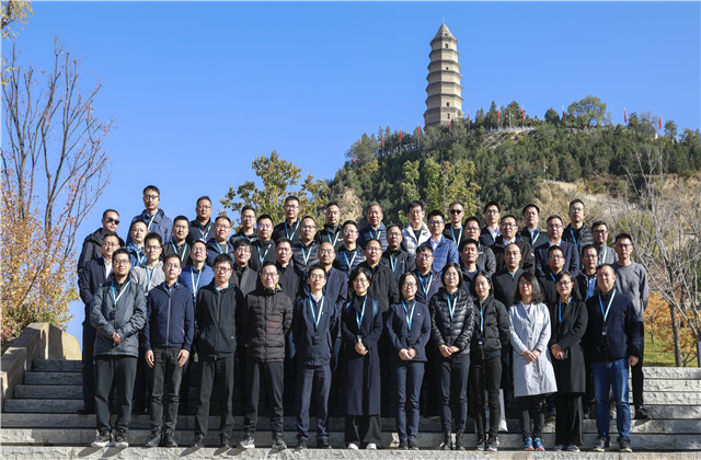 胜天国际首批80后中高层赴延安学习红色精神