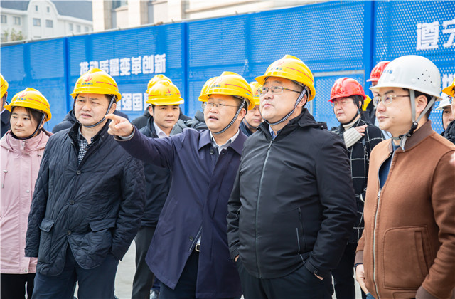 山东省住建厅二级巡视员殷涛一行到胜天六建华中科态城项目考察调研