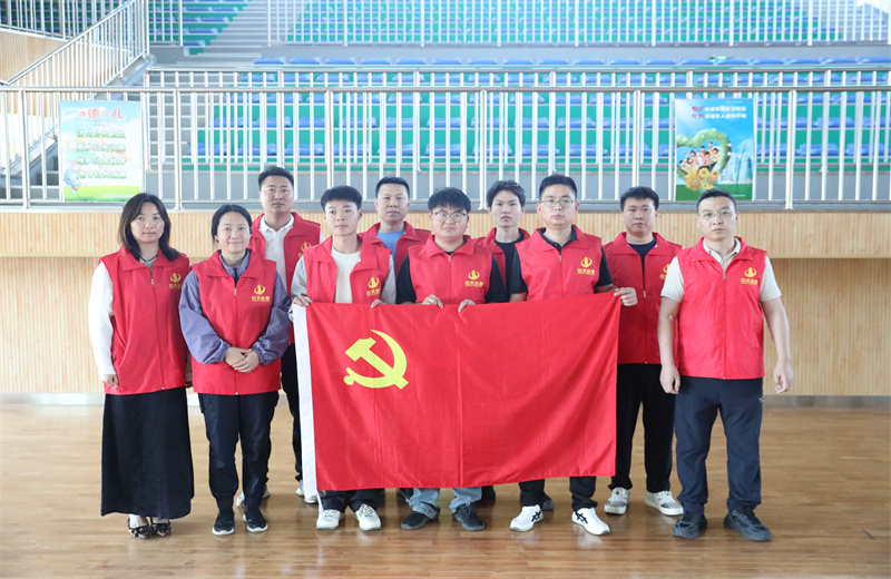 2026年6月17日，北京建投近30名胜天志愿者踊跃参与北京市通州区张家湾无偿献血活动，用实际行动践行企业社会责任，以热血为生命助力，传递胜天爱心正能量。